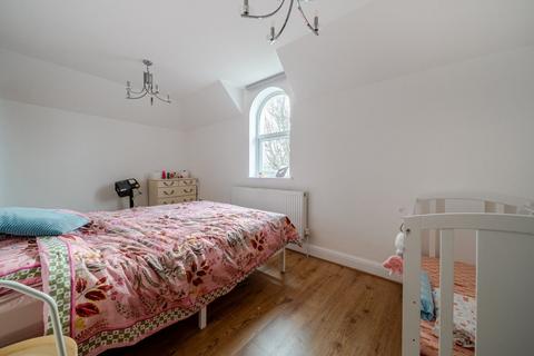 undefined, Bolton Road, Chiswick, London, W4