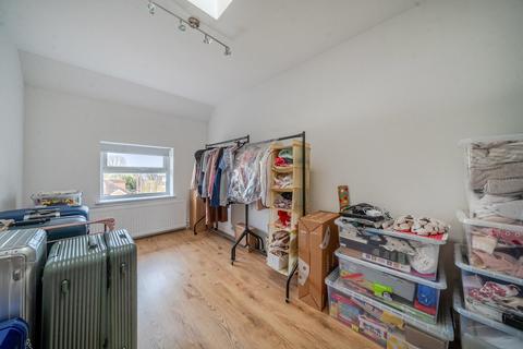 undefined, Bolton Road, Chiswick, London, W4