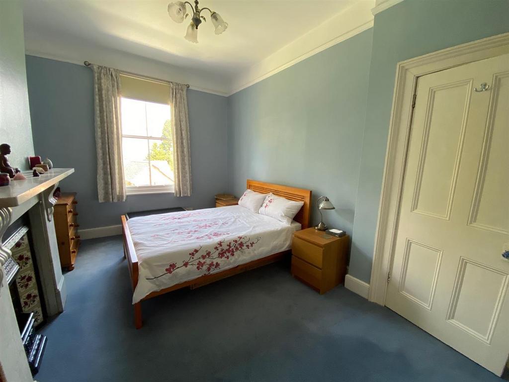Bedroom One.jpg