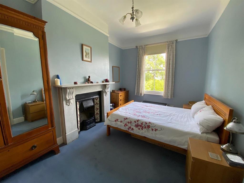 Bedroom One.jpg