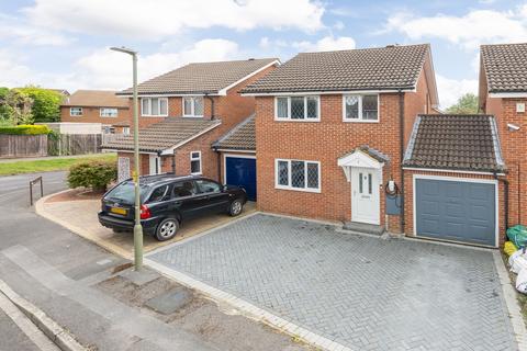 3 bedroom detached house for sale, Ferguson Place, Abingdon OX14