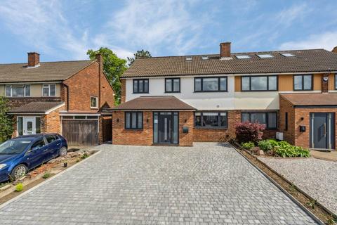 13 Cornfield Road, Bushey, WD23 3TB