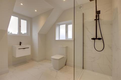 4 bedroom detached house for sale, Station Road, North Cave