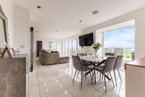 4 bedroom detached house for sale, Abernethy, Glenfoot, PH2