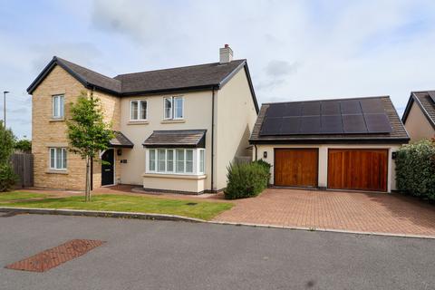 Three Acres Court, Churchill, BS25