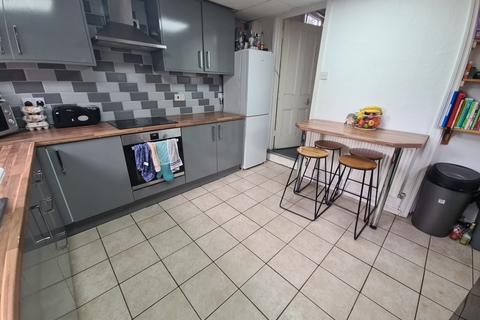 1 bedroom in a house share to rent, Delph Lane, Leeds LS6