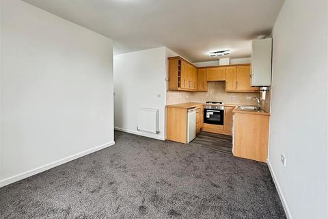 1 bedroom flat for sale, 38 Chartwell Drive, Bradford BD6