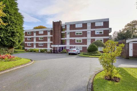 3 bedroom apartment for sale, 5 Eynsham Court, Clifton Road, Stockwell End, Tettenhall, WV6 9AR