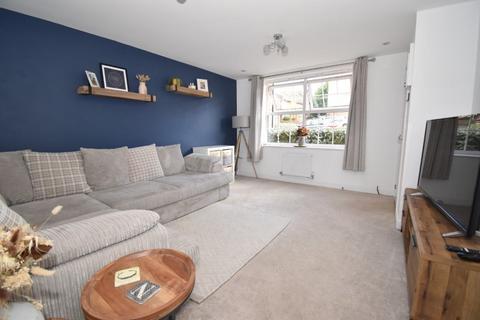 10 Celtic Close, Exeter, EX1 3DX
