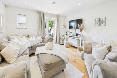 2 bedroom end of terrace house for sale, The Chimes, Rose Court, Tilton On The Hill, Leicestershire
