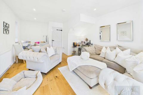 2 bedroom end of terrace house for sale, The Chimes, Rose Court, Tilton On The Hill, Leicestershire