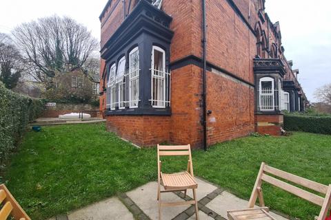 12 bedroom house to rent, Grosvenor Road, Leeds LS6