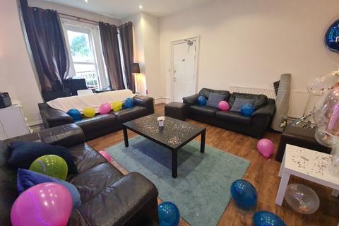 12 bedroom house to rent, Grosvenor Road, Leeds LS6