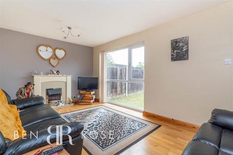 3 bedroom terraced house for sale, Glover Close, Leyland