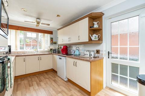 undefined, Fairfax Close, Boston, PE21