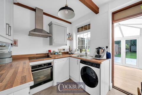 128 Churchbury Road, London, SE9 5HZ