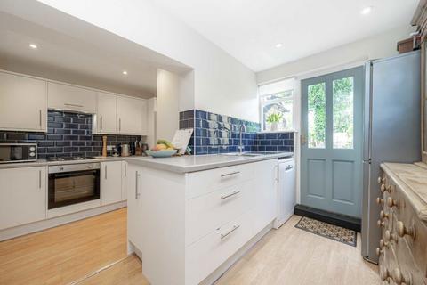 2 bedroom semi-detached house for sale, French Street, Sunbury-On-Thames TW16