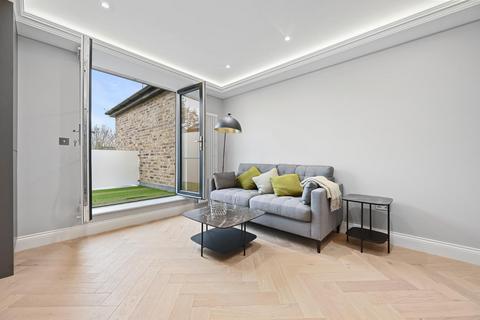 1 bedroom flat for sale, Lynton Road, Acton