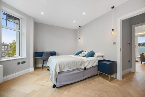 1 bedroom flat for sale, Lynton Road, Acton