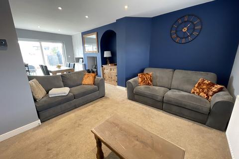 undefined, Tai Dinas, Llangefni, Anglesey, LL77