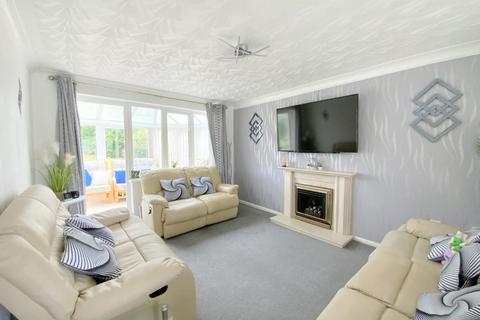 8 Britannia Crescent, Grimsby, DN34 5RF