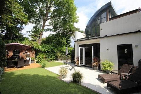 3 bedroom townhouse for sale, Nelson Road, WESTBOURNE, BH4