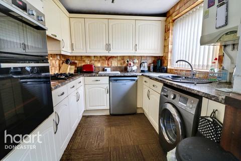 3 bedroom detached house for sale, Plover Court, Rossington, Doncaster