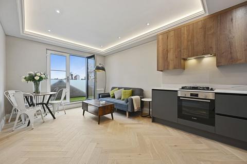 2 bedroom flat for sale, Lynton Road, Acton