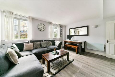 1 bedroom apartment to rent, Baltic Place, London, N1