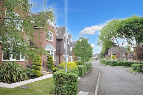undefined, Elmhurst Way, Stone