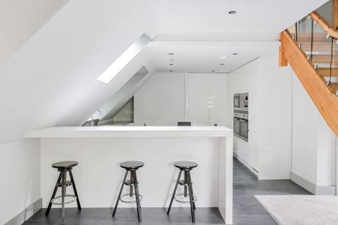undefined, The Glade, Kingswood KT20
