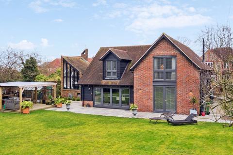 Cutlers Orchard Perry Lane, Bledlow, Princes Risborough, HP27 9PA