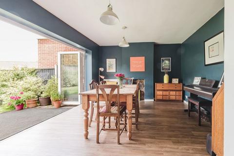 4 Pickering Road, Cheltenham, GL53 0LB