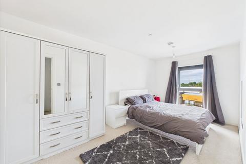 2 bedroom flat for sale, North Street, Horsham RH13