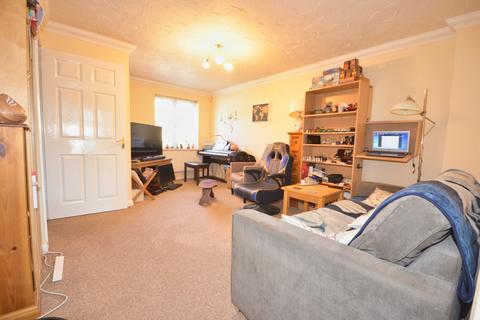 3 bedroom link detached house for sale, Tailby Avenue, Kettering, NN16