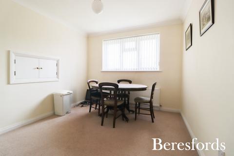 2 bedroom apartment for sale, Hall Lane, Upminster, RM14