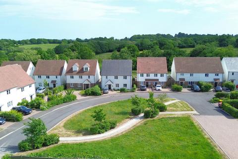 4 bedroom semi-detached house for sale, Stockwood Meadow, Staplecross