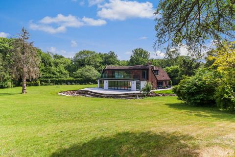 Beacon Hill, Penn, Buckinghamshire, HP10