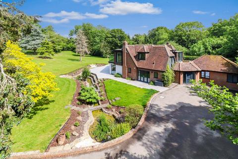 undefined, Beacon Hill, Penn, Buckinghamshire, HP10