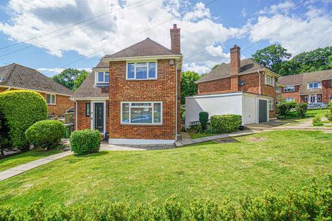 3 bedroom detached house for sale, Wadhurst Close, St. Leonards-On-Sea