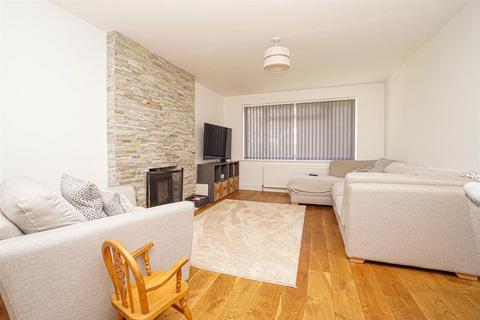 3 bedroom detached house for sale, Wadhurst Close, St. Leonards-On-Sea