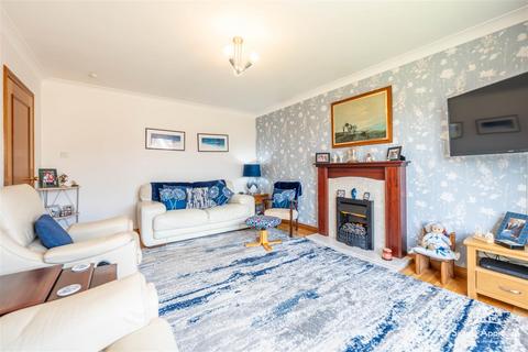 14 Honeyberry Drive, Rattray, Blairgowrie, PH10 7RB