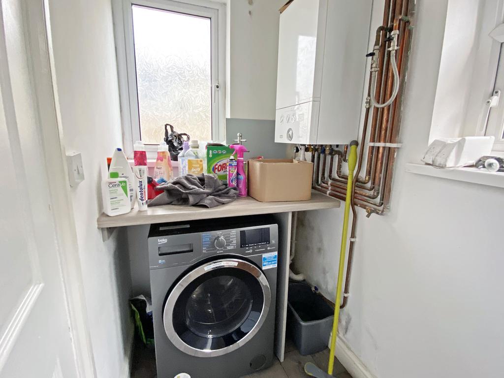 Laundry Area 47 Elm