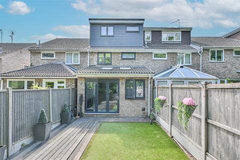 4 bedroom terraced house for sale, Wistaria Close, Pilgrims Hatch, Brentwood