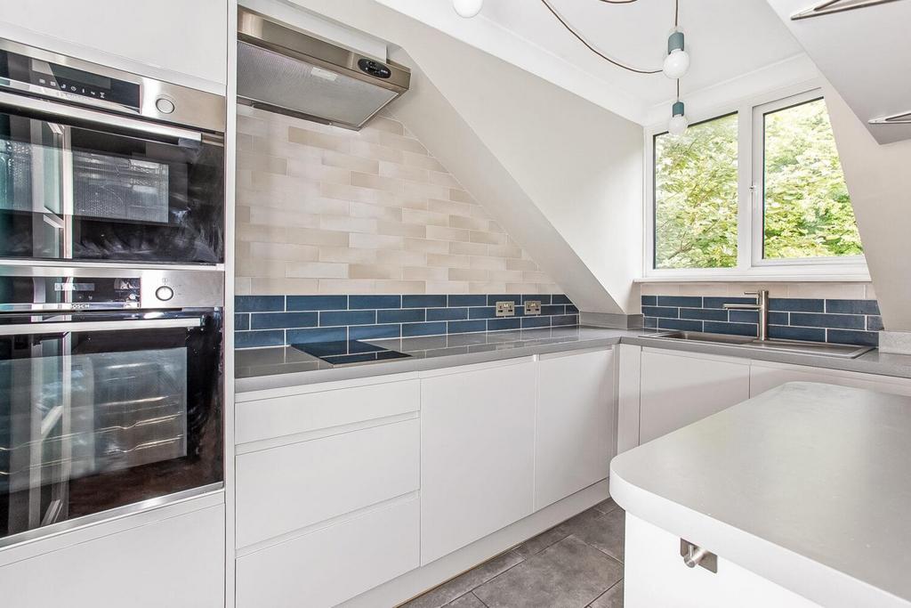 R2 A4771-1500x1000.jpg