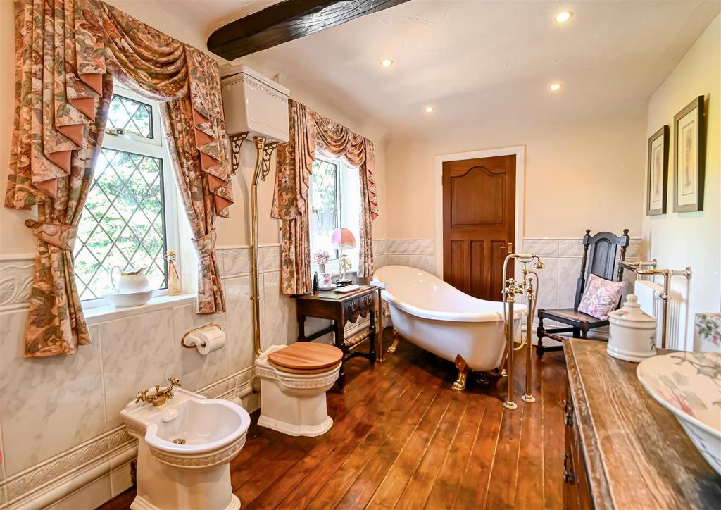 Hallonsford Cottage-07.jpg