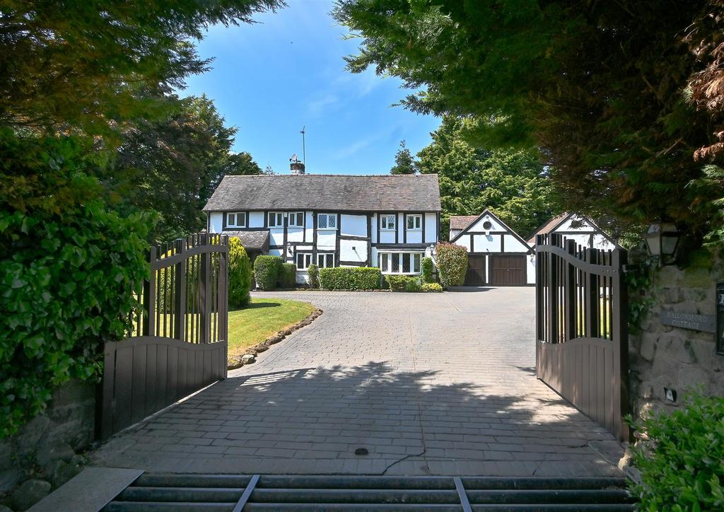 Hallonsford Cottage-38.jpg