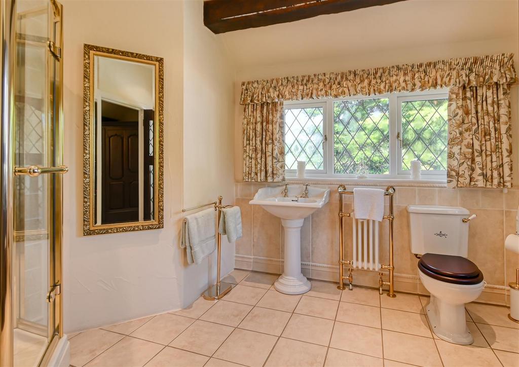 Hallonsford Cottage-04.jpg