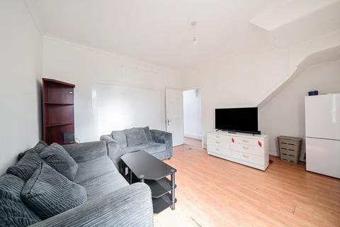 57 Dawley Road, Hayes, UB3 1LU