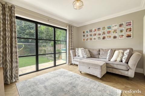undefined, Mulberry Hill, Shenfield, CM15